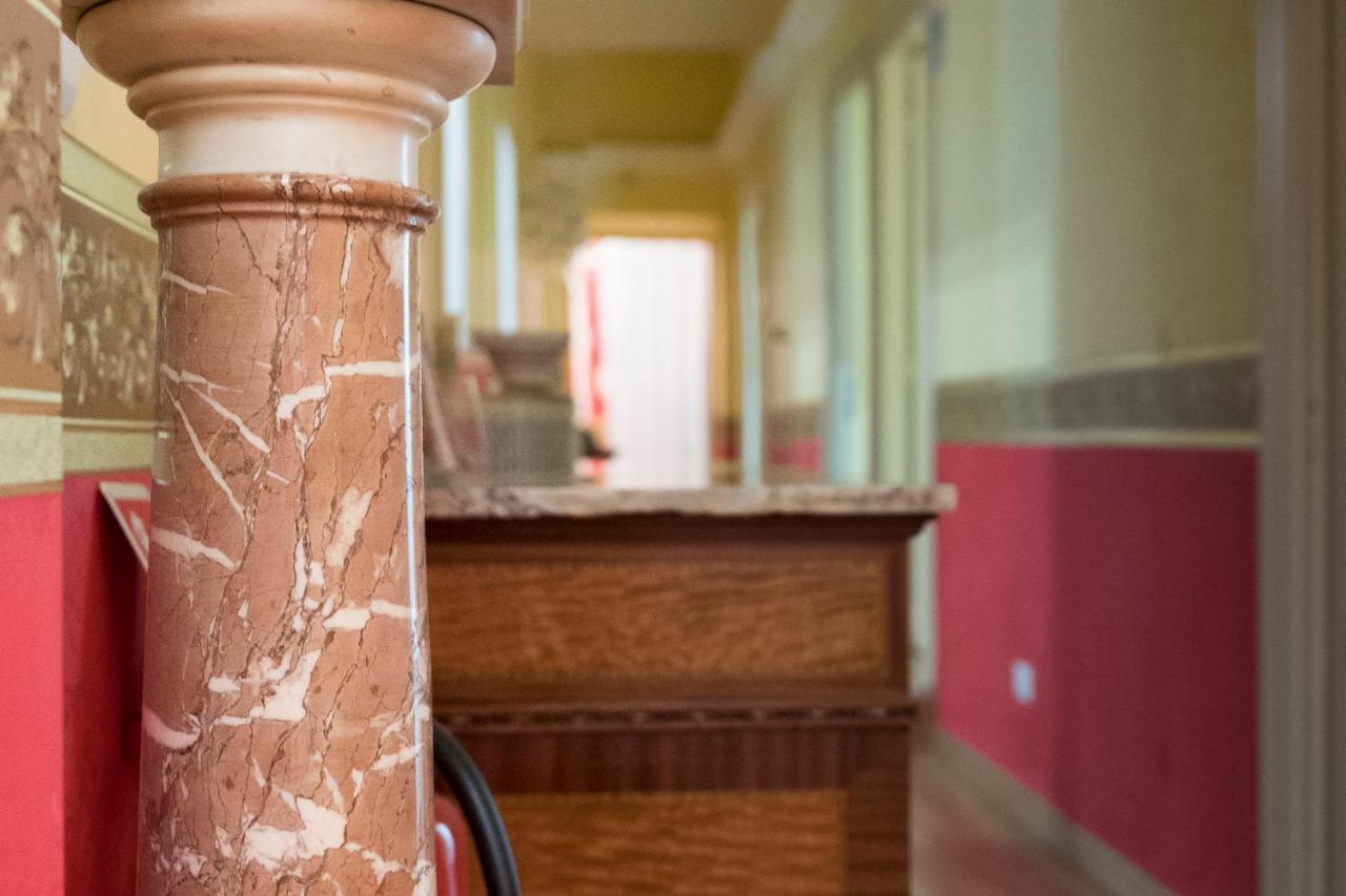 La Breccia A Porta Pia Bed & Breakfast Roma Ngoại thất bức ảnh