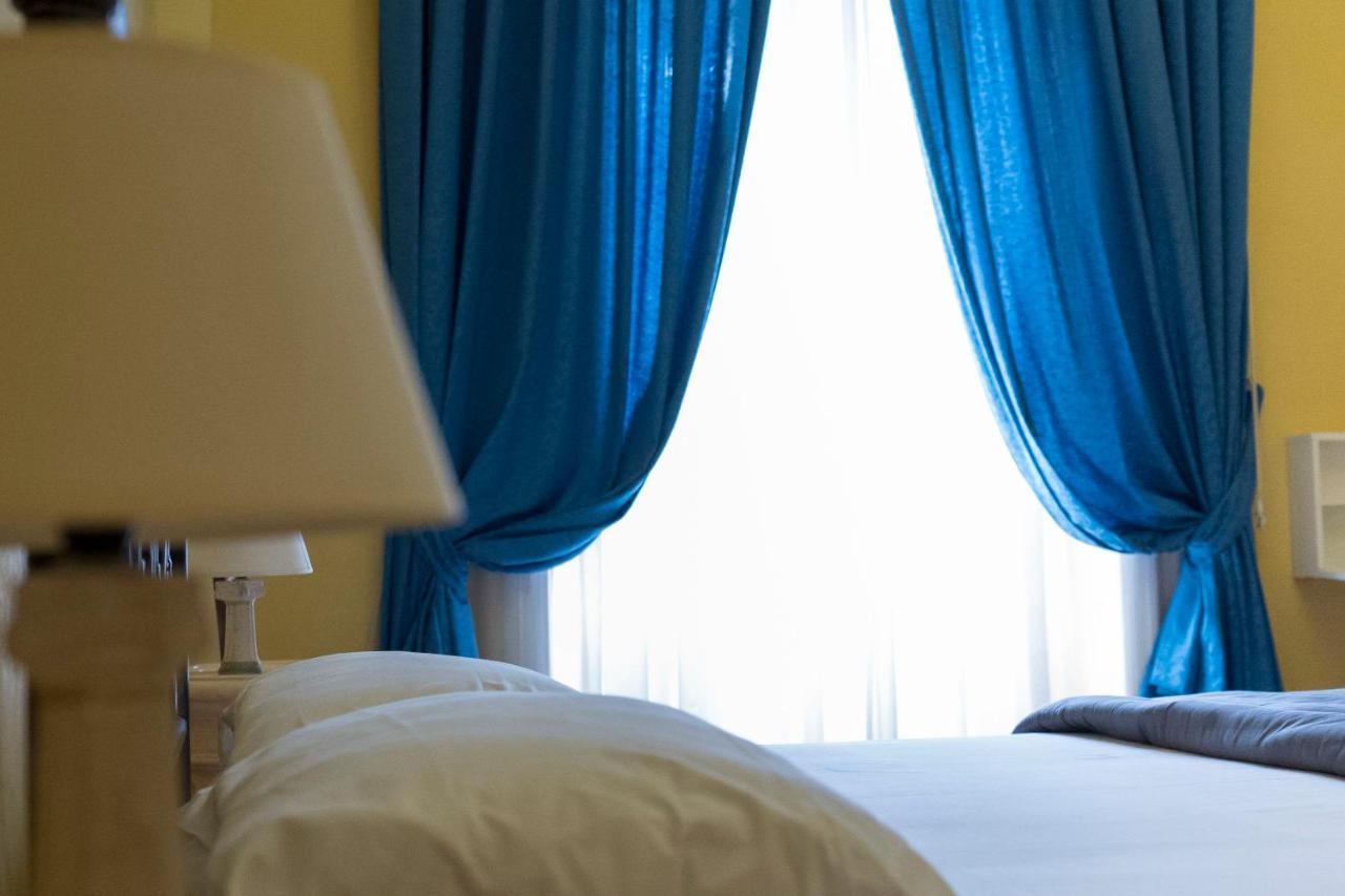 La Breccia A Porta Pia Bed & Breakfast Roma Ngoại thất bức ảnh