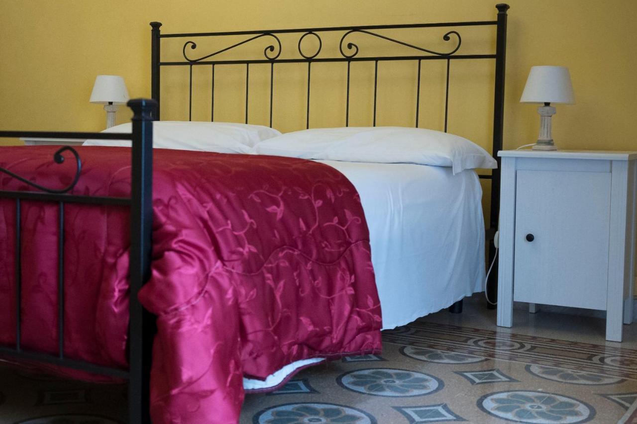 La Breccia A Porta Pia Bed & Breakfast Roma Ngoại thất bức ảnh