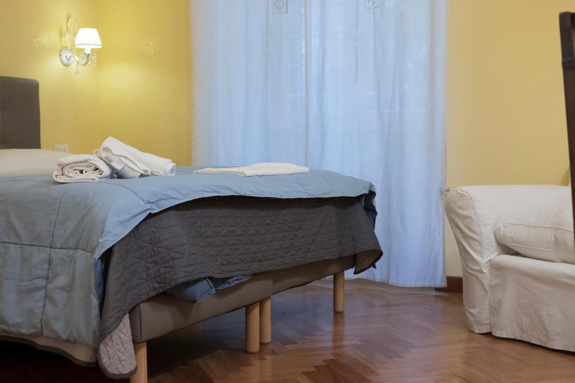La Breccia A Porta Pia Bed & Breakfast Roma Ngoại thất bức ảnh